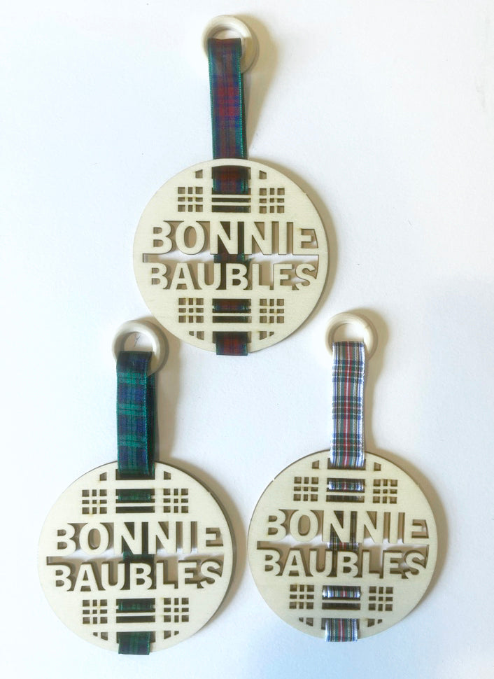 Christmas Tree Hanging | Bonnie Baubles